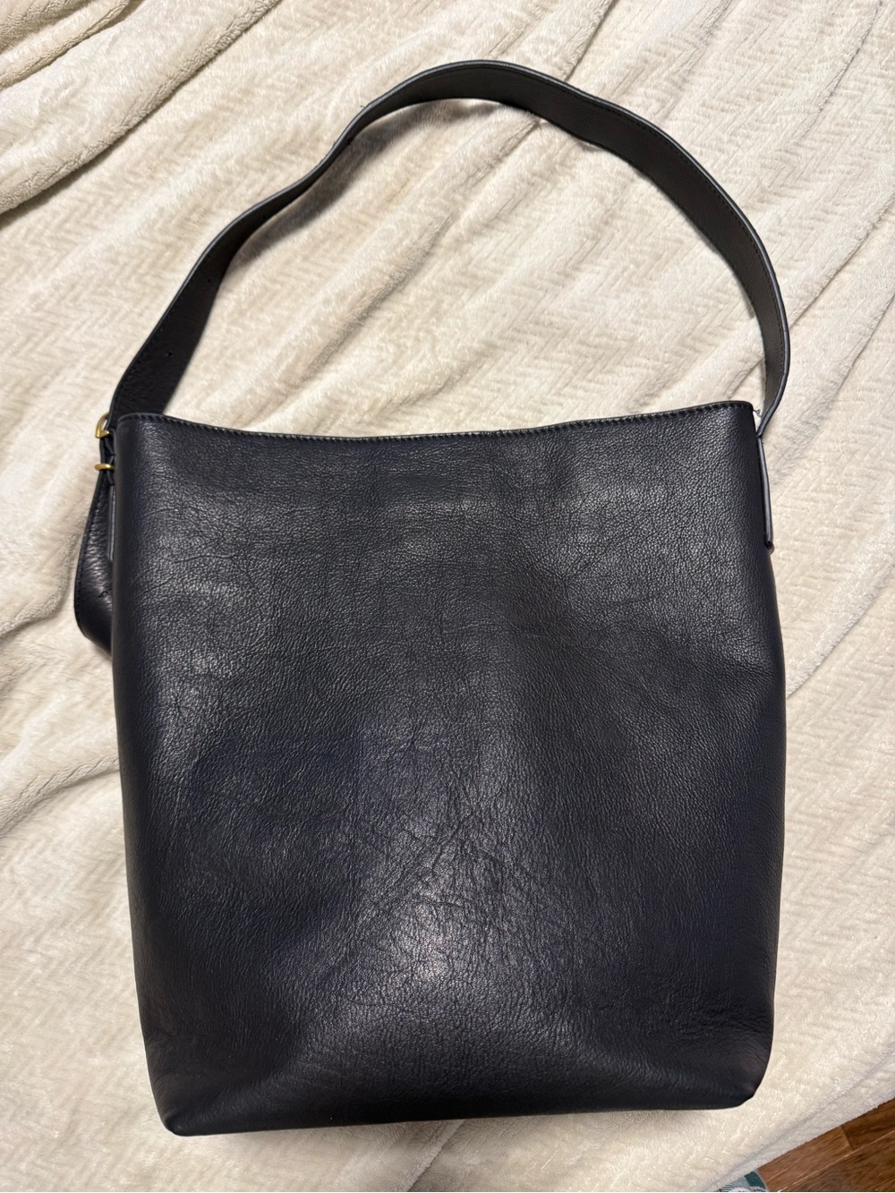 margot Black Leather Shoulder Bag